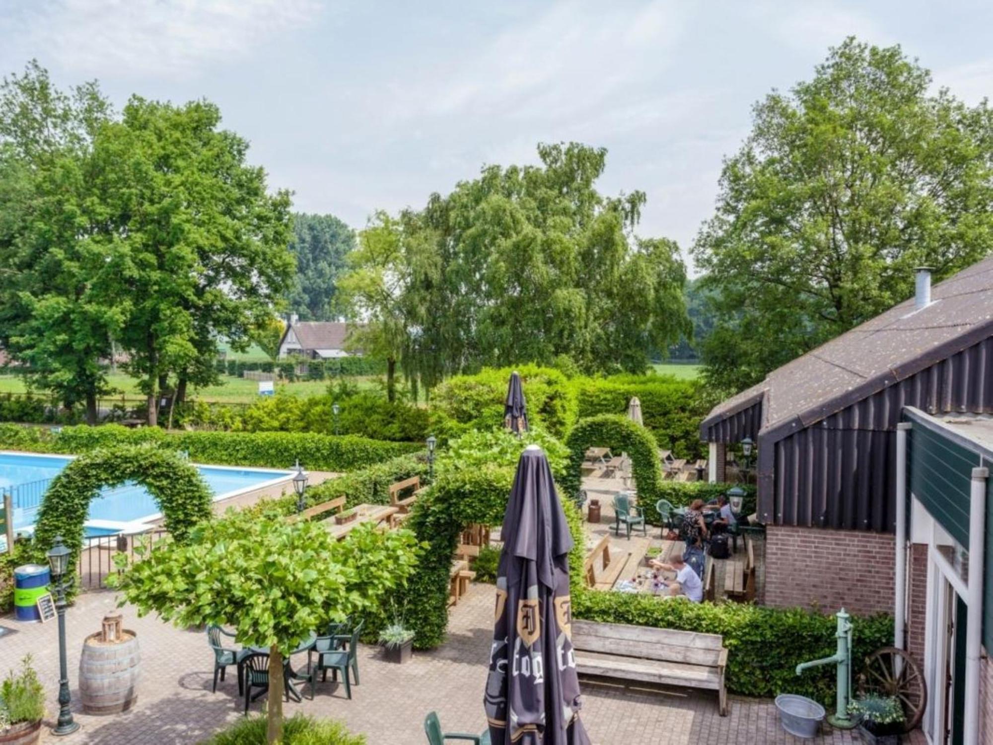 Heerlijk Huisje In Het Bos Op Chaletpark Kempenbos Diessen Екстер'єр фото